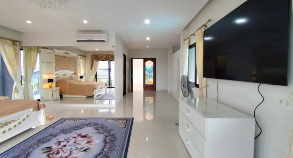 ขาย 5 ห้องนอน บ้านเดี่ยว ใน บางละมุง, ชลบุรี