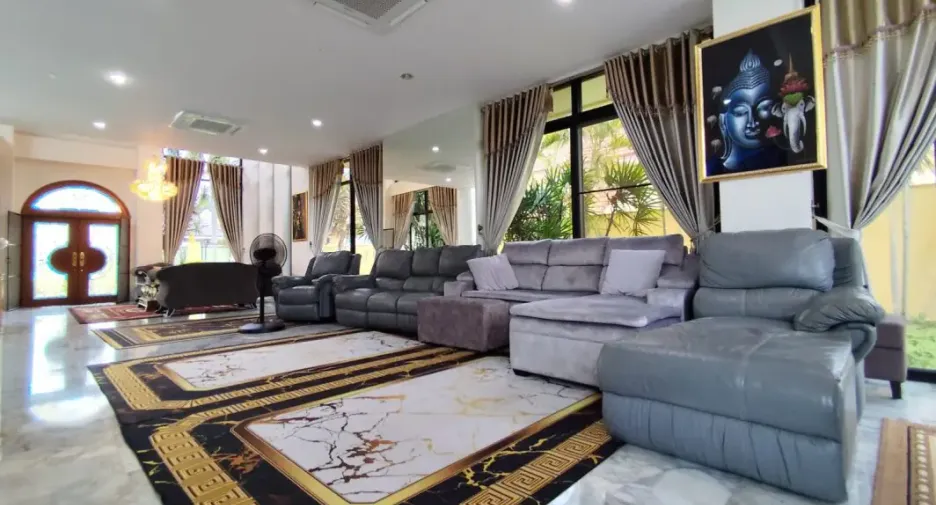 ขาย 5 ห้องนอน บ้านเดี่ยว ใน บางละมุง, ชลบุรี