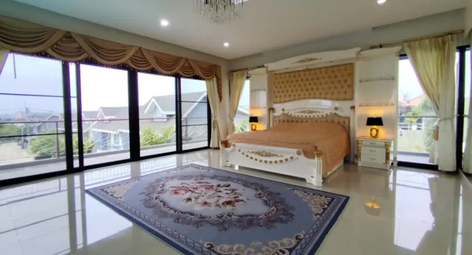 ขาย 5 ห้องนอน บ้านเดี่ยว ใน บางละมุง, ชลบุรี