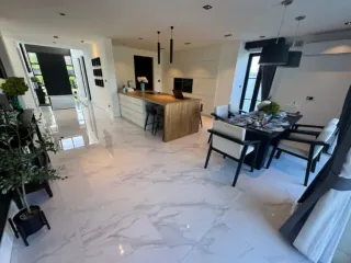 出租 和 出售 6 卧室 独立屋 在 Bang Lamung, Chon Buri