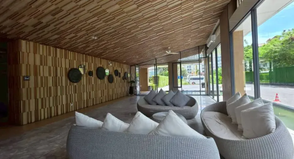 For rent and for sale 3 bedrooms condo in Bang Lamung, Chonburi