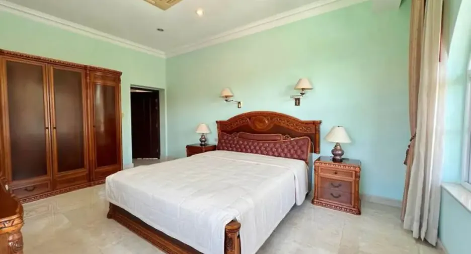 Casa en venta de 4 habitaciones en Bang Lamung, Chonburi