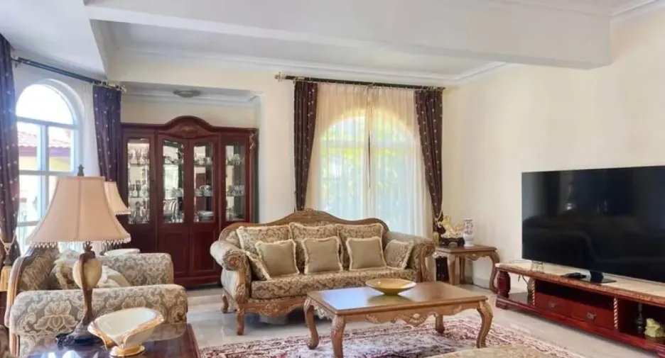 Casa en venta de 4 habitaciones en Bang Lamung, Chonburi