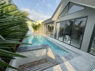 Casa en venta de 4 habitaciones en Bang Lamung, Chonburi