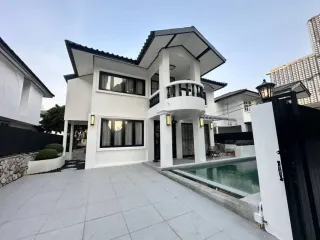 ขาย 5 ห้องนอน บ้านเดี่ยว ใน บางละมุง, ชลบุรี