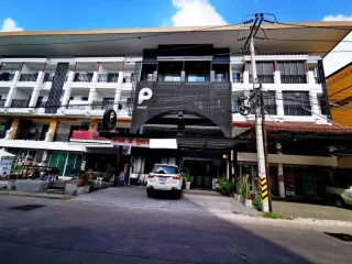 À vendre local commercial à Bang Lamung, Chonburi