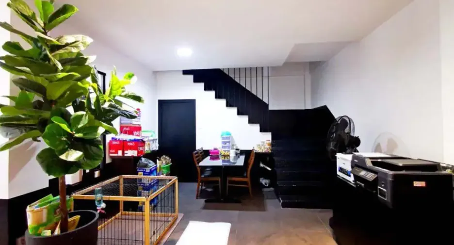 For sale retail Space in Bang Lamung, Chonburi