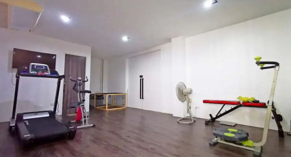 For sale retail Space in Bang Lamung, Chonburi