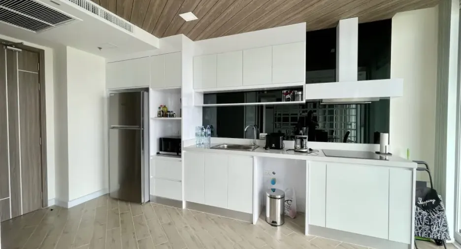 ขาย 3 ห้องนอน คอนโด ใน บางเสร่, พัทยา