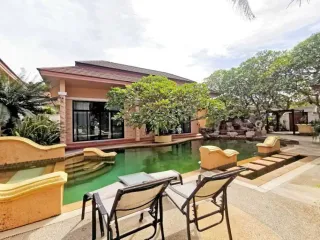 出售 3 卧室 独立屋 在 Bang Lamung, Chon Buri