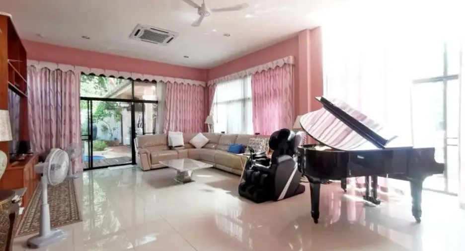 Casa en venta de 3 habitaciones en Bang Lamung, Chonburi