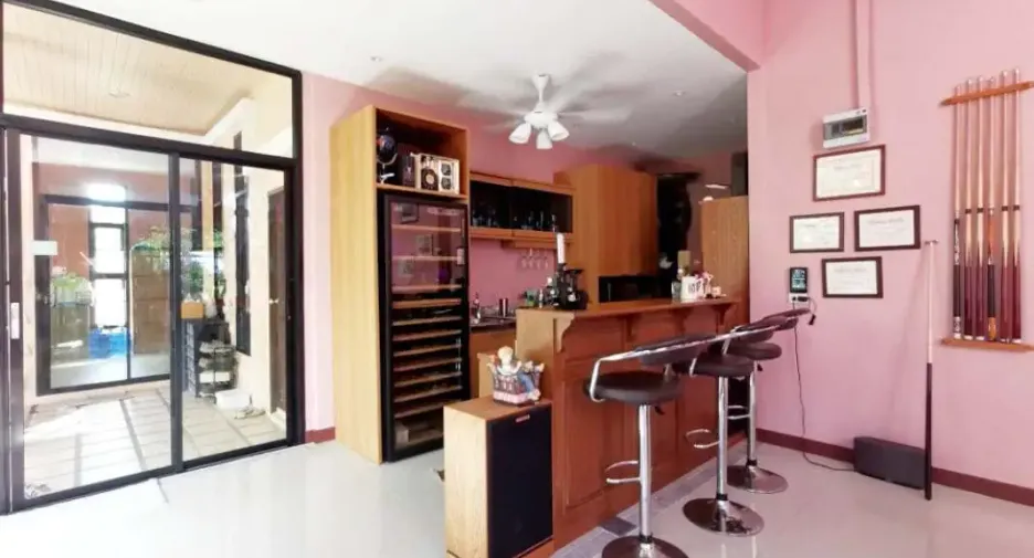 Casa en venta de 3 habitaciones en Bang Lamung, Chonburi
