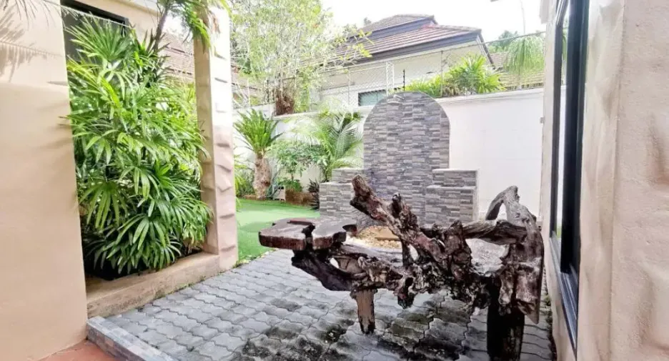 Casa en venta de 3 habitaciones en Bang Lamung, Chonburi