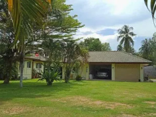 Casa en venta de 4 habitaciones en Bang Lamung, Chonburi