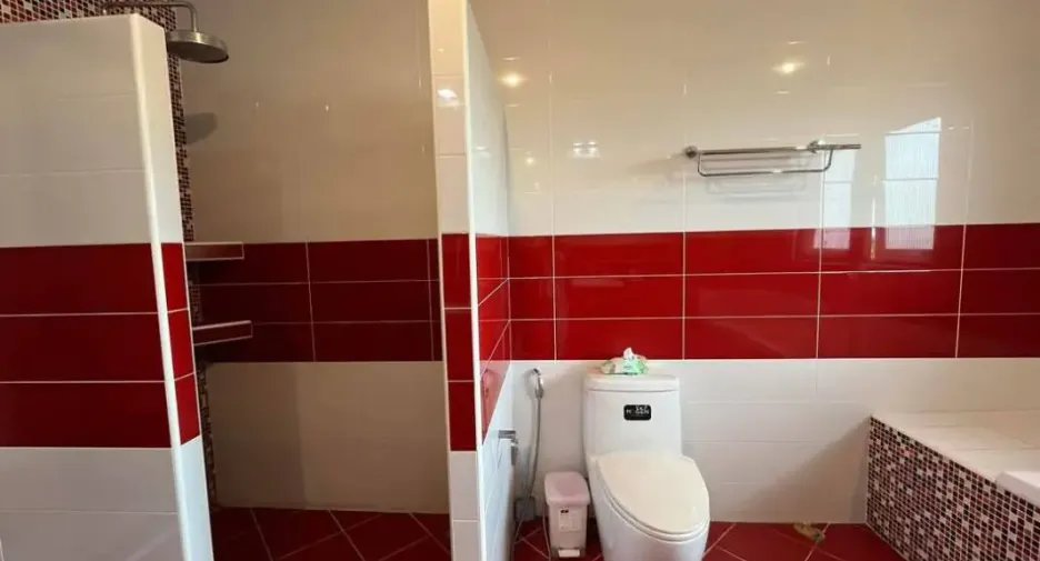 出售 6 卧室 独立屋 在 Bang Lamung, Chon Buri
