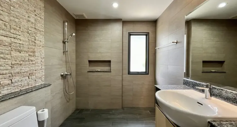 À vendre 3 chambres maison à Huay Yai, Pattaya