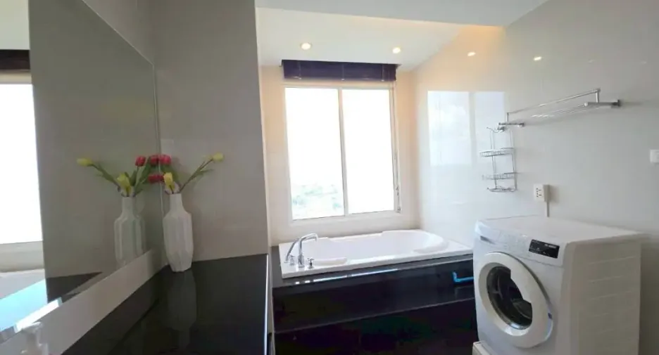 For sale 2 ベッドルーム condo in Jomtien, Pattaya