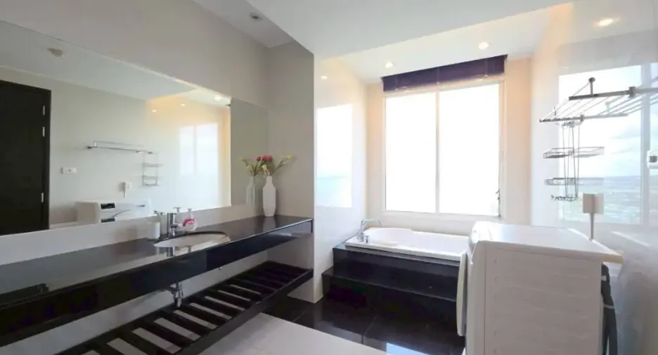 For sale 2 ベッドルーム condo in Jomtien, Pattaya