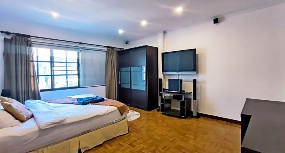 Casa en alquiler y en venta de 7 habitaciones en Bang Lamung, Chonburi