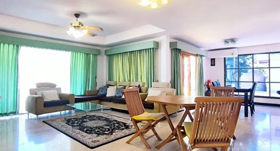 Casa en alquiler y en venta de 7 habitaciones en Bang Lamung, Chonburi