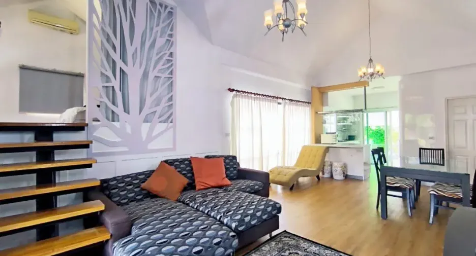 Casa en alquiler y en venta de 7 habitaciones en Bang Lamung, Chonburi