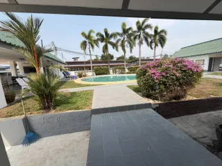 For sale 6 bedrooms house in Bang Lamung, Chonburi