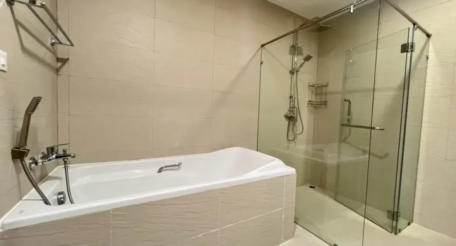 ขาย 4 ห้องนอน คอนโด ใน จอมเทียน, พัทยา