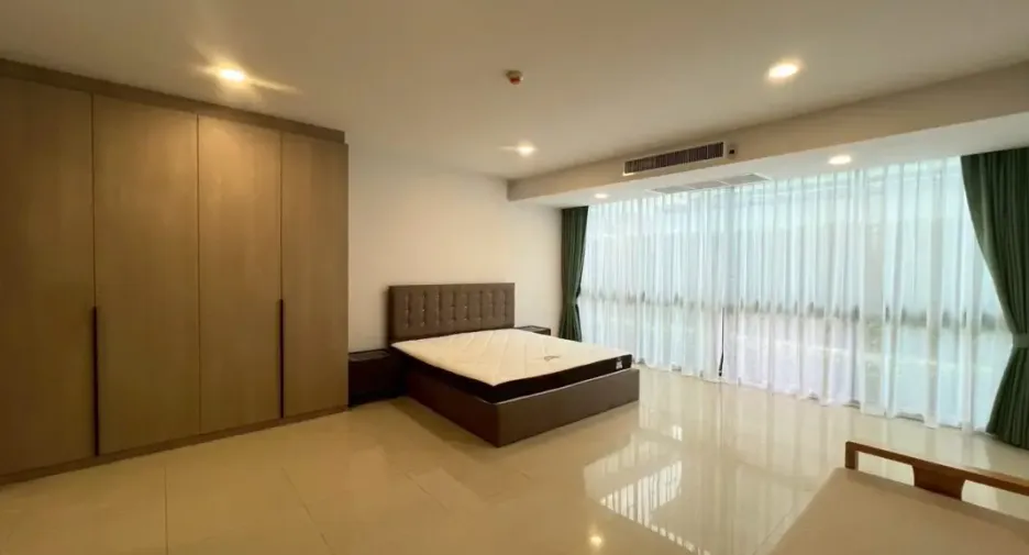 ขาย 4 ห้องนอน คอนโด ใน จอมเทียน, พัทยา
