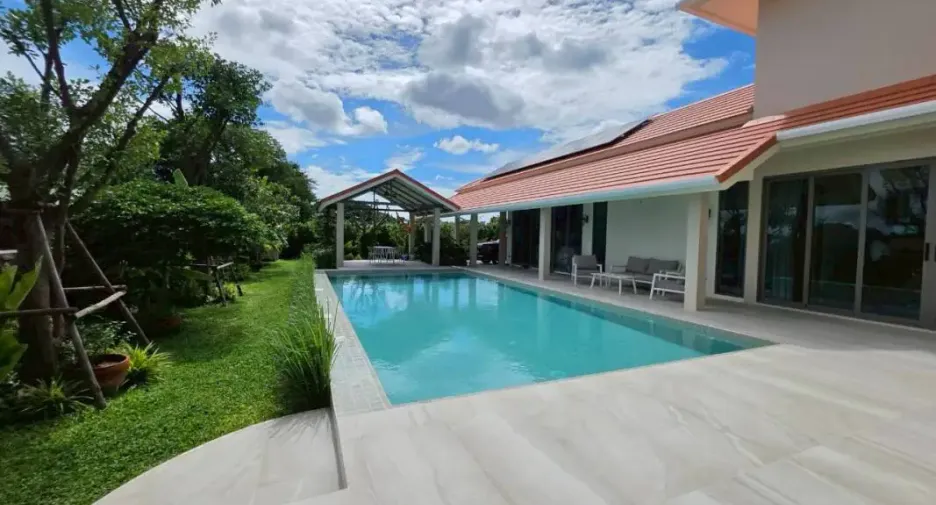 Casa en venta de 3 habitaciones en Bang Lamung, Chonburi