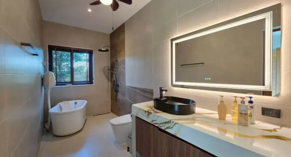 Casa en venta de 3 habitaciones en Bang Lamung, Chonburi