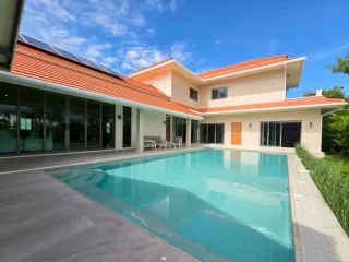 出售 3 卧室 独立屋 在 Bang Lamung, Chon Buri
