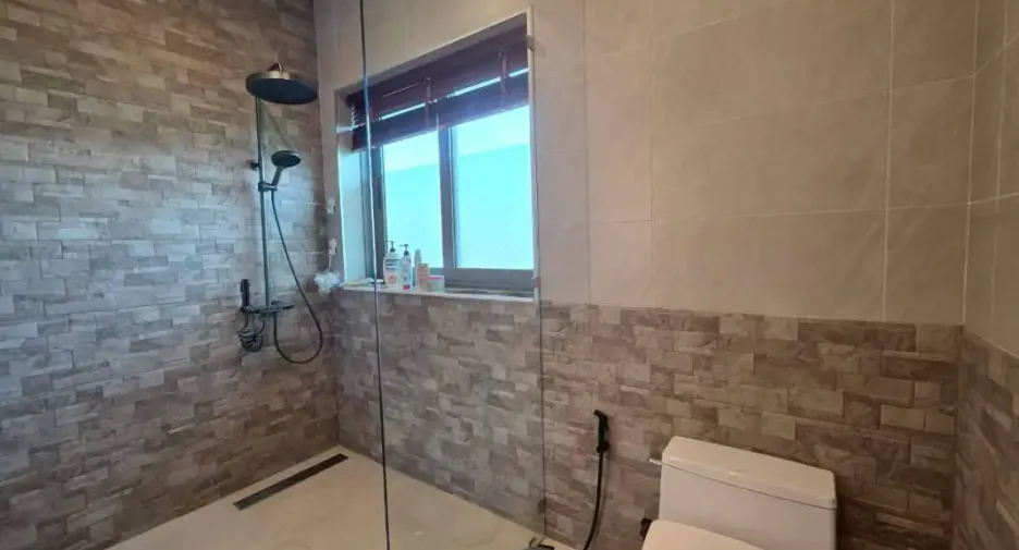 Casa en venta de 3 habitaciones en Bang Lamung, Chonburi