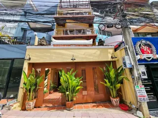 À vendre local commercial à Bang Lamung, Chonburi