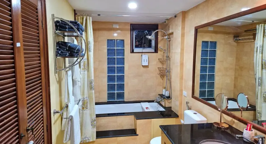 For sale retail Space in Bang Lamung, Chonburi