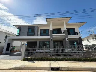 出售 4 卧室 独立屋 在 Bang Lamung, Chon Buri