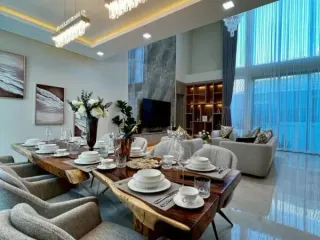 For sale 5 bedrooms house in Bang Lamung, Chonburi