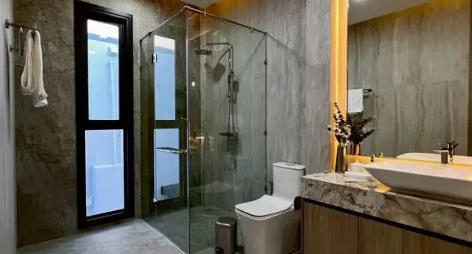 À vendre 5 chambres maison à Bang Lamung, Chonburi