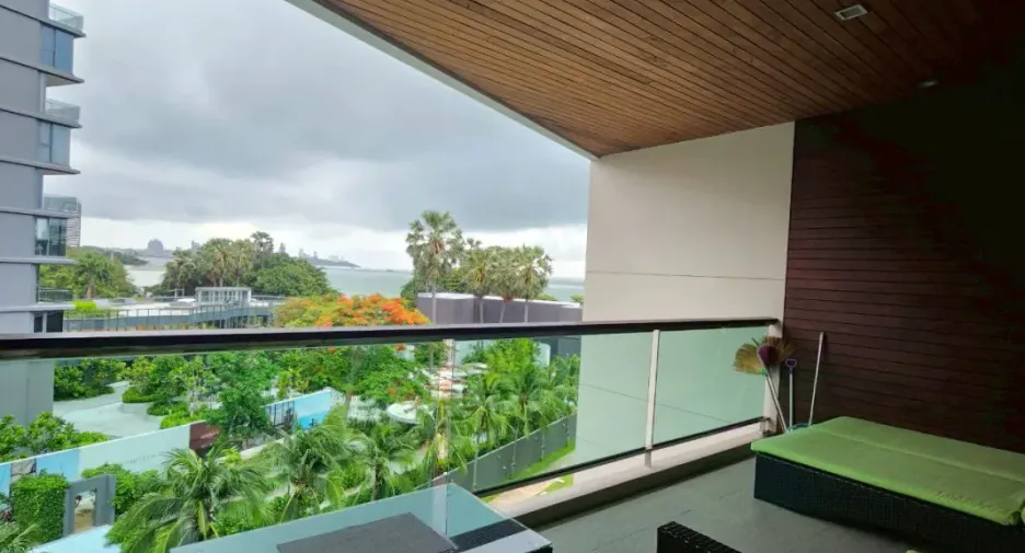 For sale 2 bedrooms condo in Bang Lamung, Chonburi