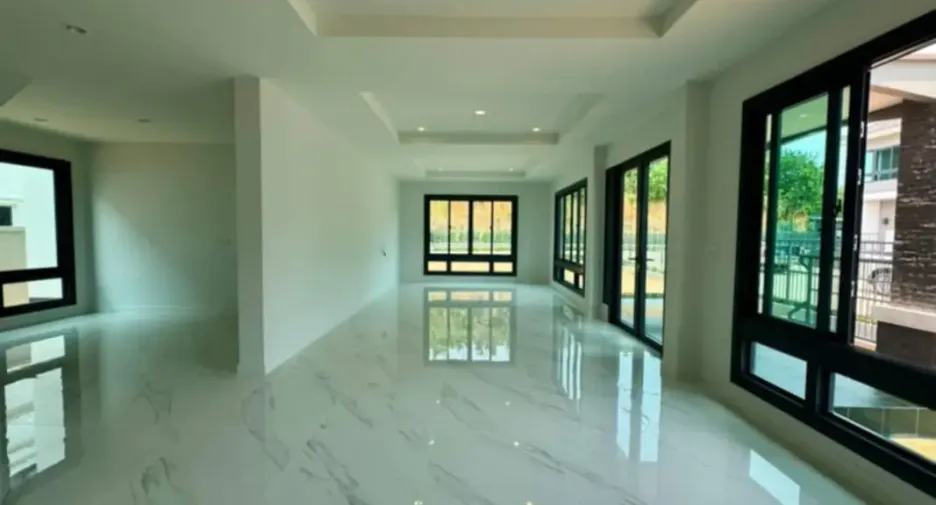 出售 4 卧室 独立屋 在 Bang Lamung, Chon Buri
