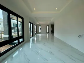 出售 4 卧室 独立屋 在 Bang Lamung, Chon Buri