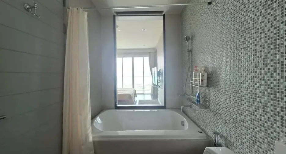 À louer et à vendre 1 chambre condo à Na Jomtien, Pattaya