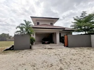For sale 4 bedrooms house in Bang Lamung, Chonburi