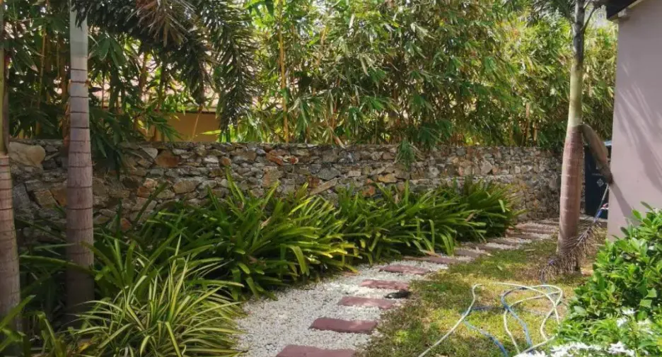 Haus zum Kauf mit 4 Zimmer in Bang Lamung, Chonburi