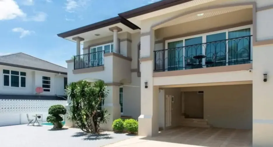 Haus zur Miete und zum Kauf mit 1 Zimmer in Bang Lamung, Chonburi