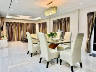 Haus zur Miete und zum Kauf mit 1 Zimmer in Bang Lamung, Chonburi