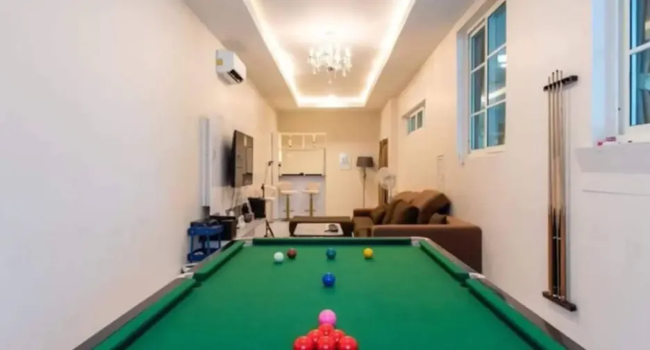 Haus zur Miete und zum Kauf mit 1 Zimmer in Bang Lamung, Chonburi