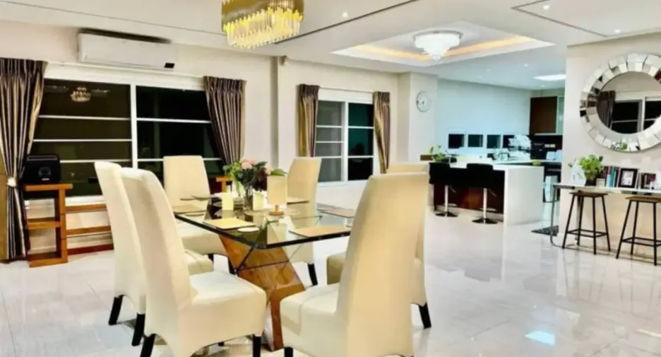 Haus zur Miete und zum Kauf mit 1 Zimmer in Bang Lamung, Chonburi