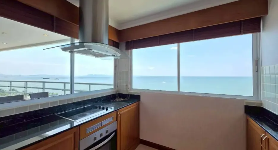 Condo en venta de 2 habitaciones en Bang Lamung, Chonburi