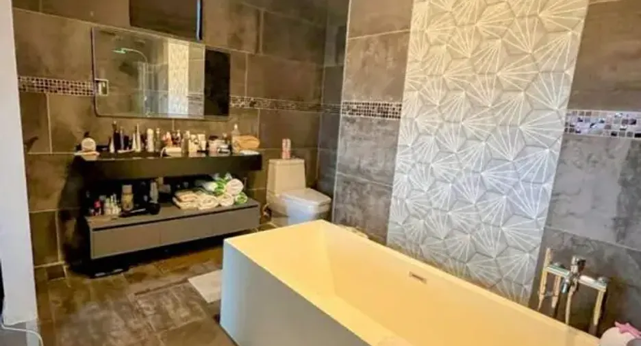出售 5 卧室 独立屋 在 Bang Lamung, Chon Buri