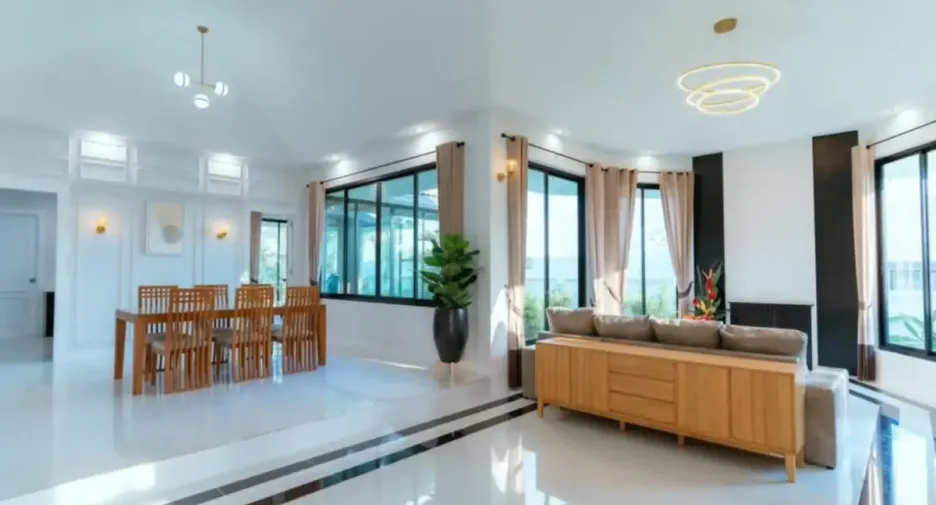 À vendre 4 chambres maison à Bang Lamung, Chonburi